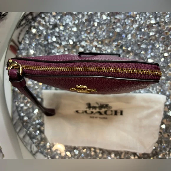 Coach X Star Wars Corner Zip Wristlet EUC - Picture 5 of 12